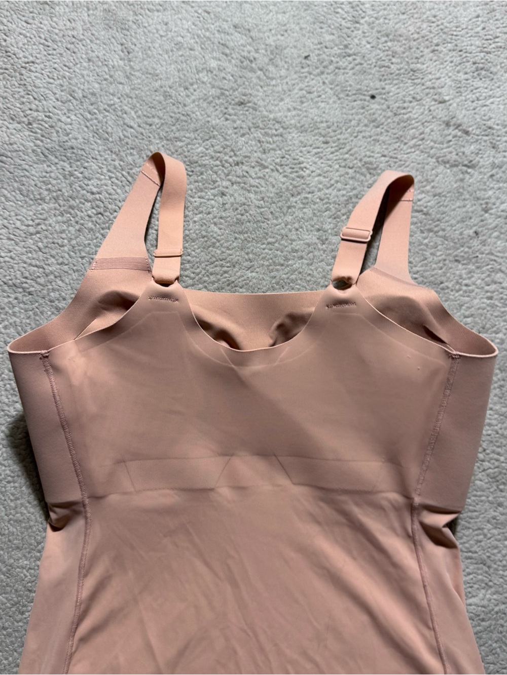 Evelyn & Bobbie Top Womens Medium Structured Scoop Bra Tank Himalayan Salt Tee - Picture 6 of 11